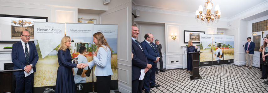 Photographer for a business presentation, award ceremony or panel discussion in London
